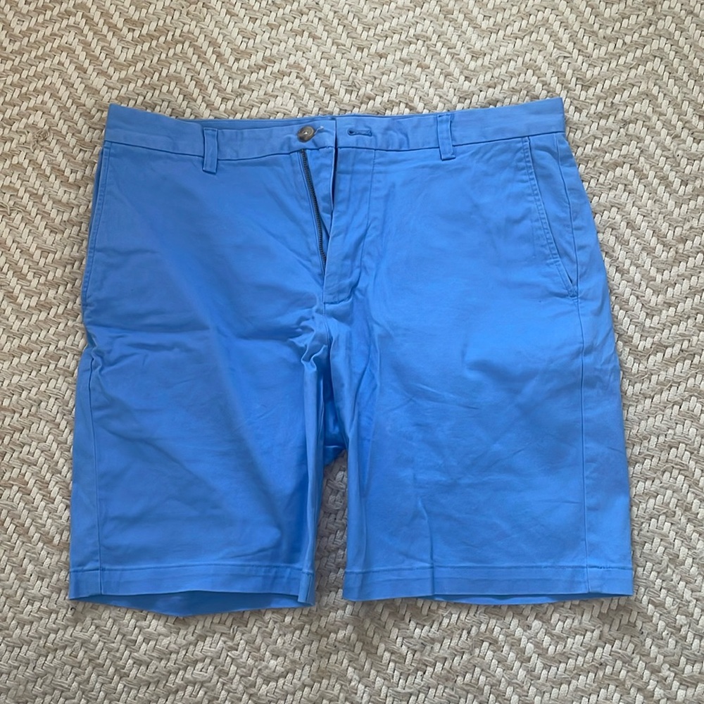 men’s 34W vineyard vines shorts
